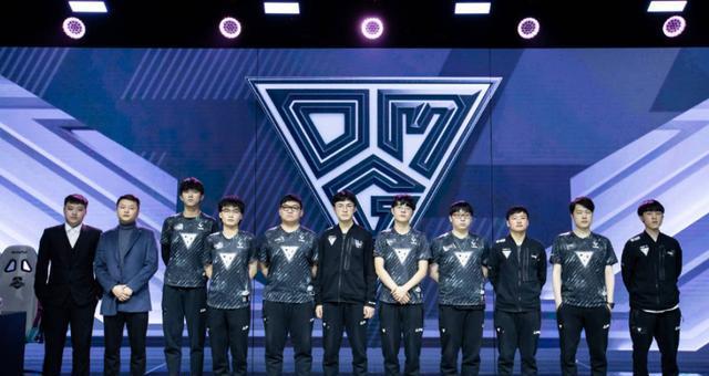 曼城以绝对 曼城以绝对