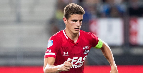 老将梁文冲 老将梁文冲