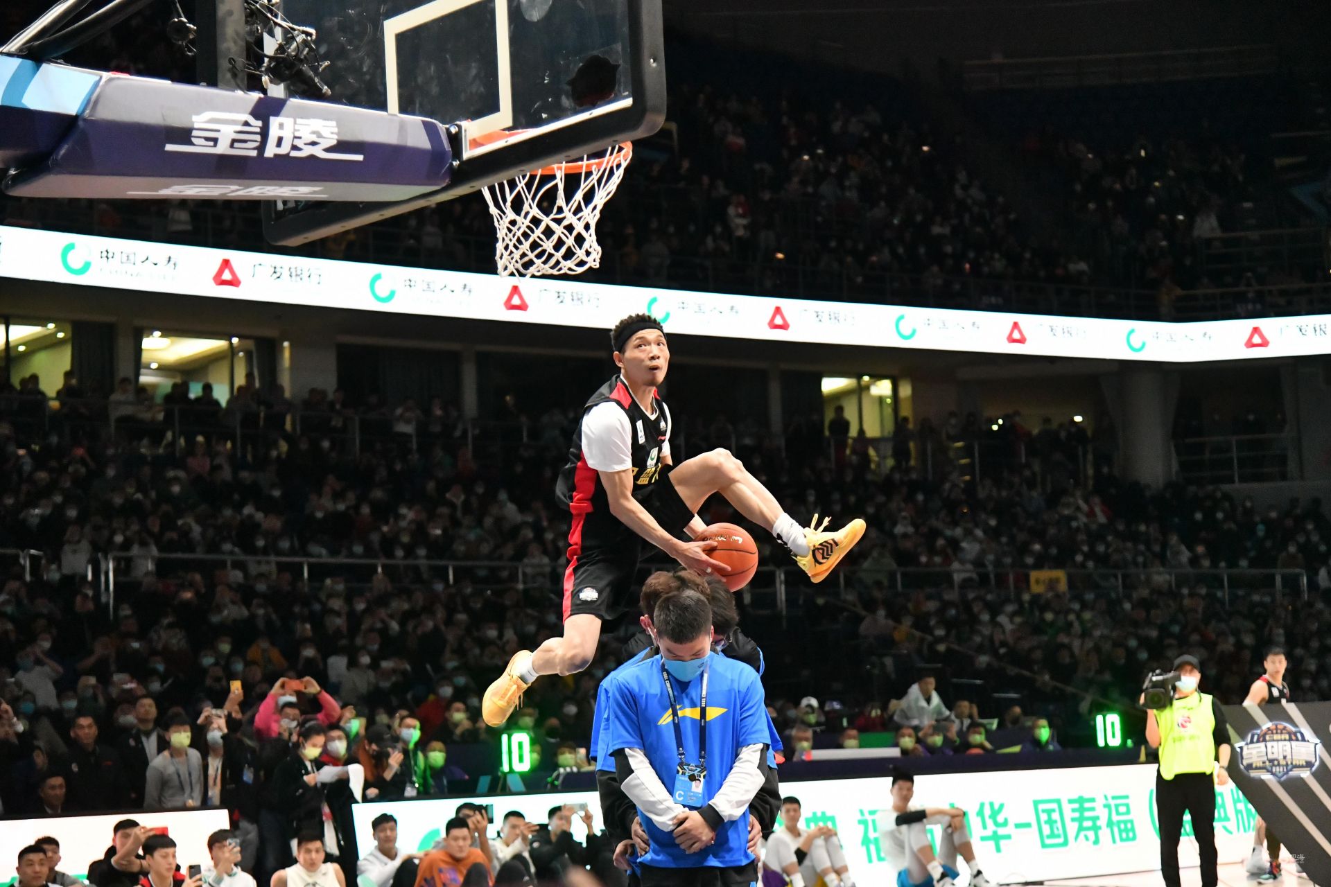 与皇马的技 与皇马的技