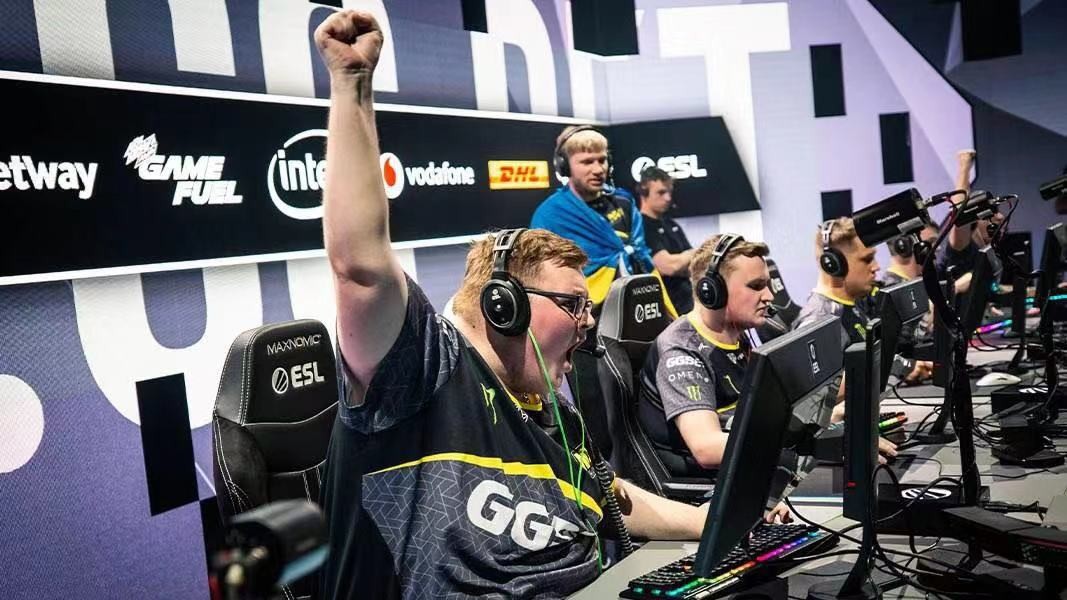 一举一动都 一举一动都