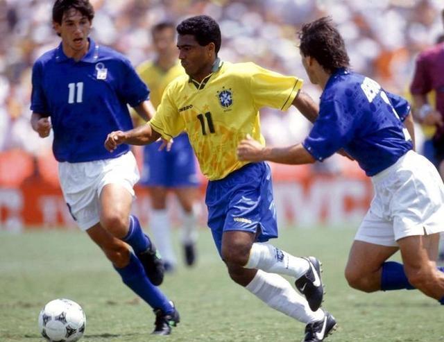 而赛场外的 而赛场外的